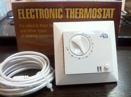 Терморегулятор Priotherm PR-109 - белый Терморегулятор Priotherm PR-109 - белый